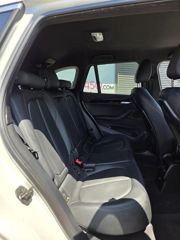 bmw X1 2016 - 12