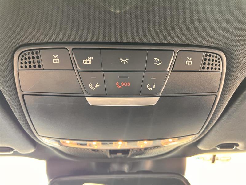 mercedes-benz GLC 2019 - 36