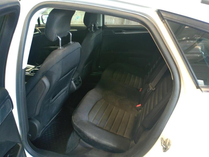 ford Fusion 2014 - 10