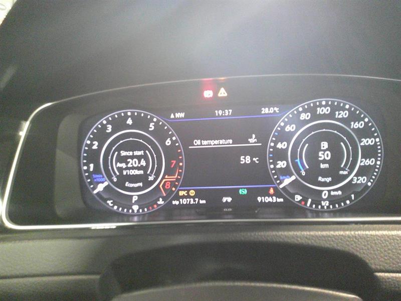 volkswagen Golf R 2018 - 17