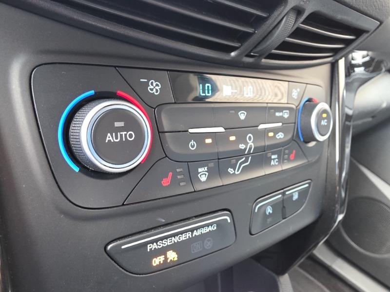 ford Escape 2018 - 30