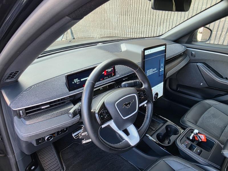 ford Mustang Mach-E 2025 - 18