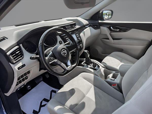 nissan Qashqai 2018 - 16