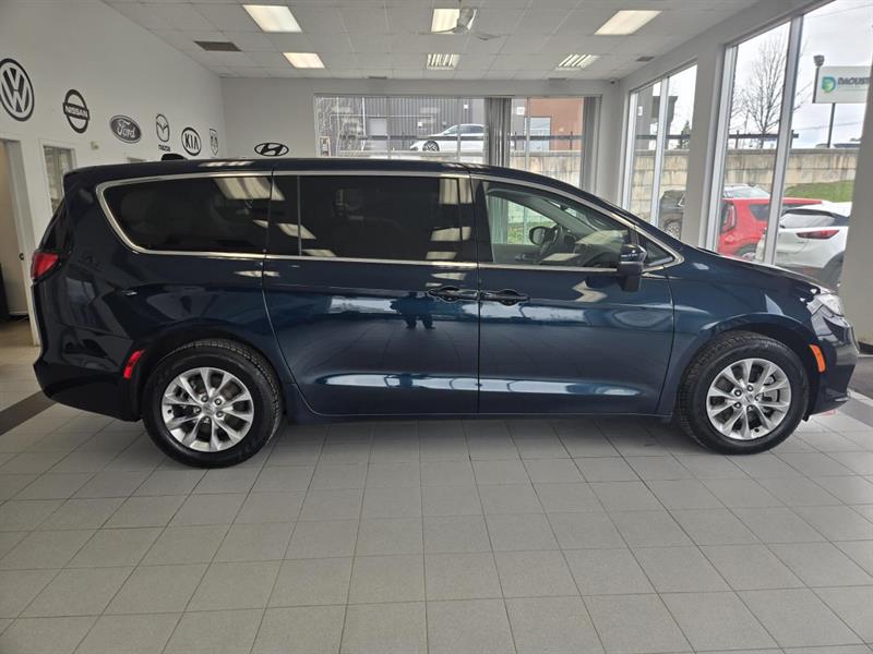 chrysler Pacifica 2023 - 5