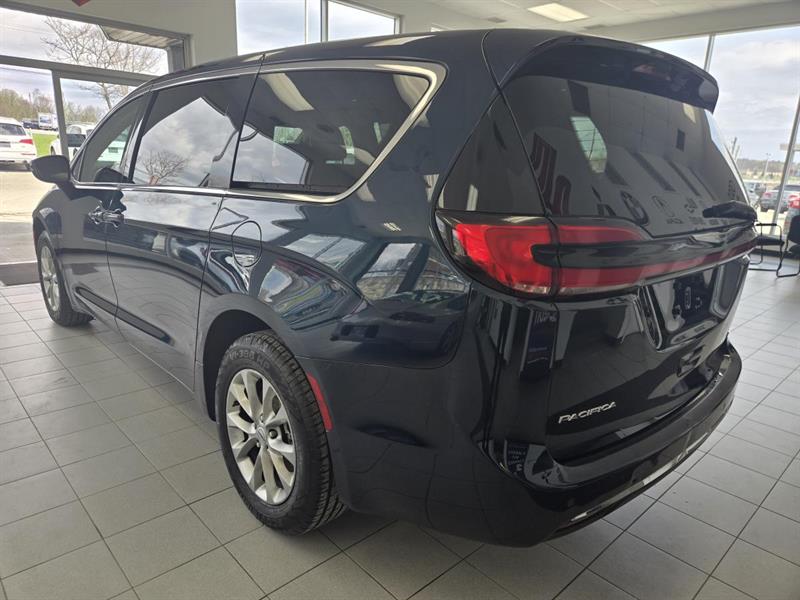 chrysler Pacifica 2023 - 9