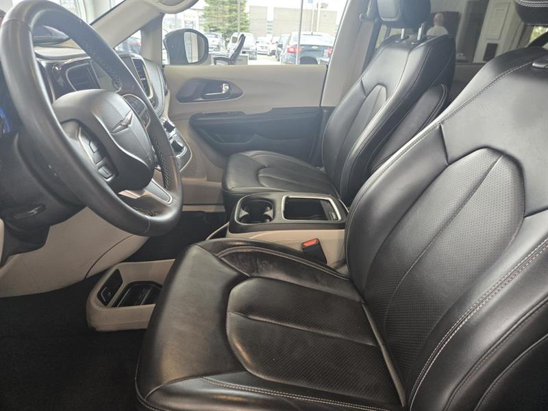 chrysler Pacifica 2023 - 12
