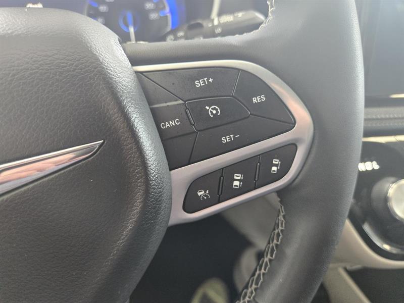 chrysler Pacifica 2023 - 21