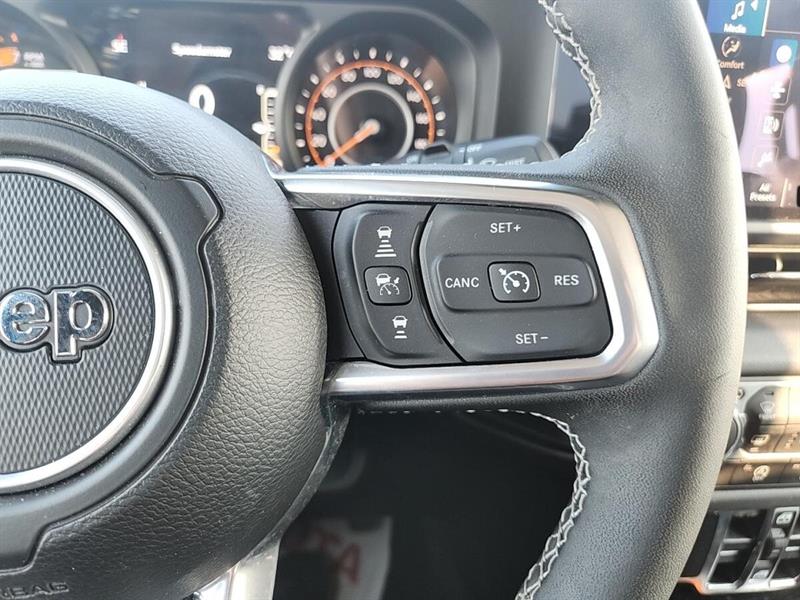 jeep Wrangler 2025 - 11