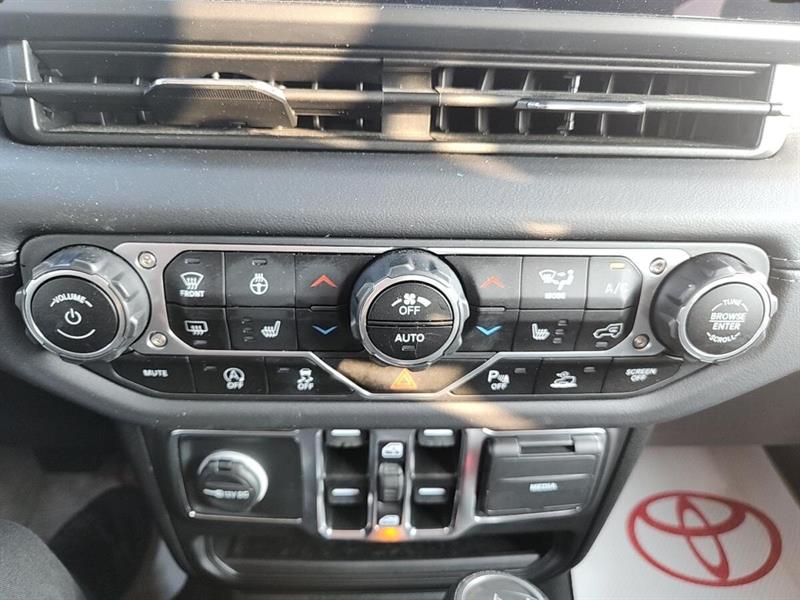 jeep Wrangler 2025 - 14