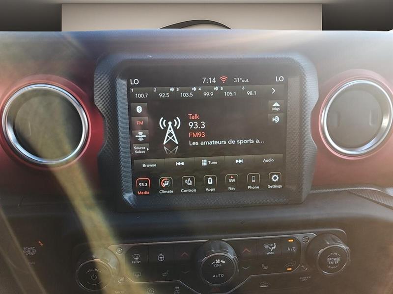 jeep Wrangler 2022 - 13