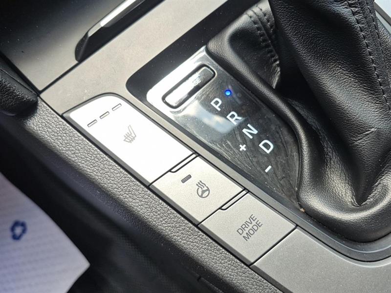 hyundai Elantra 2017 - 21