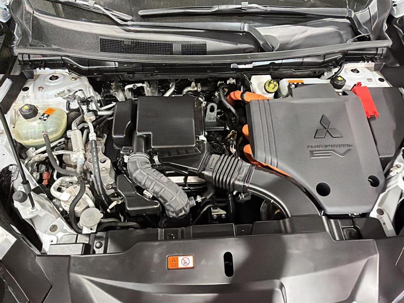 mitsubishi Outlander rechargeable 2025 - 7