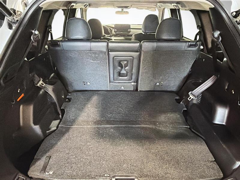 mitsubishi Outlander rechargeable 2025 - 8