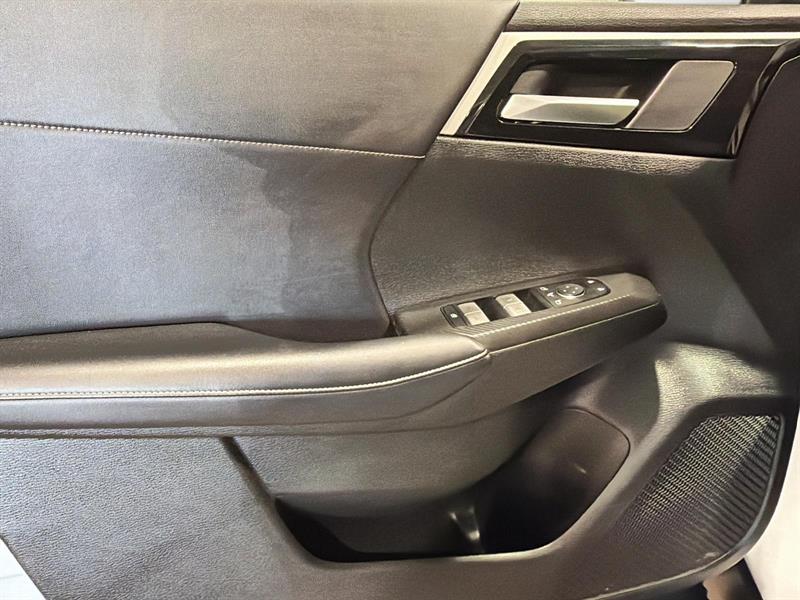mitsubishi Outlander rechargeable 2025 - 11