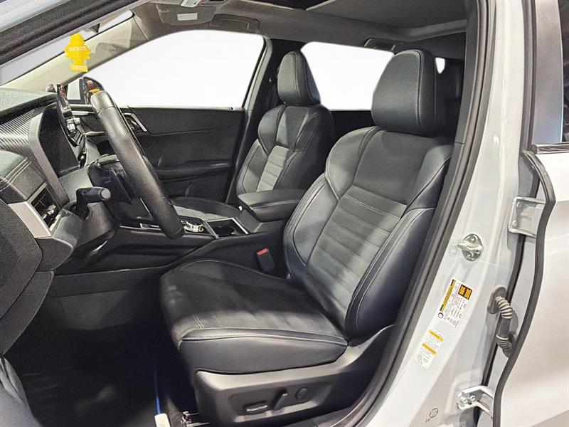 mitsubishi Outlander rechargeable 2025 - 12