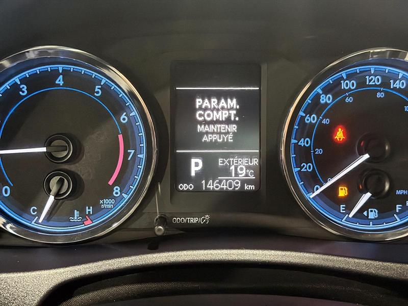 toyota Corolla 2018 - 13