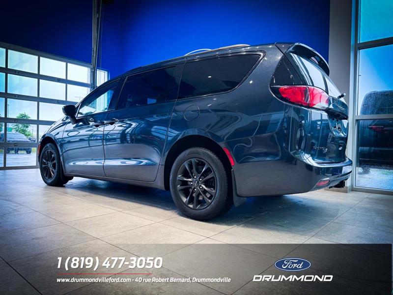 chrysler Pacifica 2020 - 4