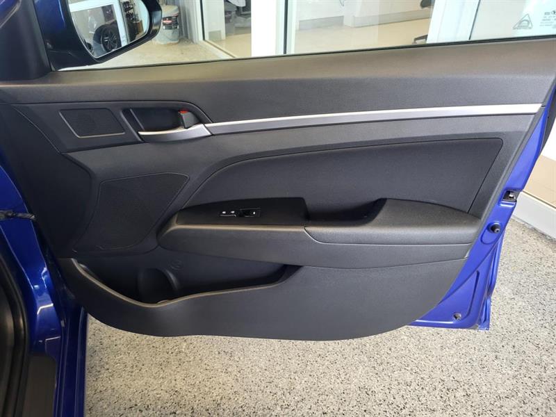 hyundai Elantra 2019 - 12