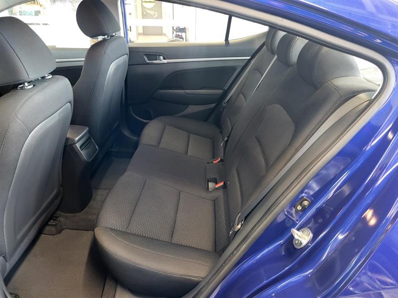 hyundai Elantra 2019 - 17
