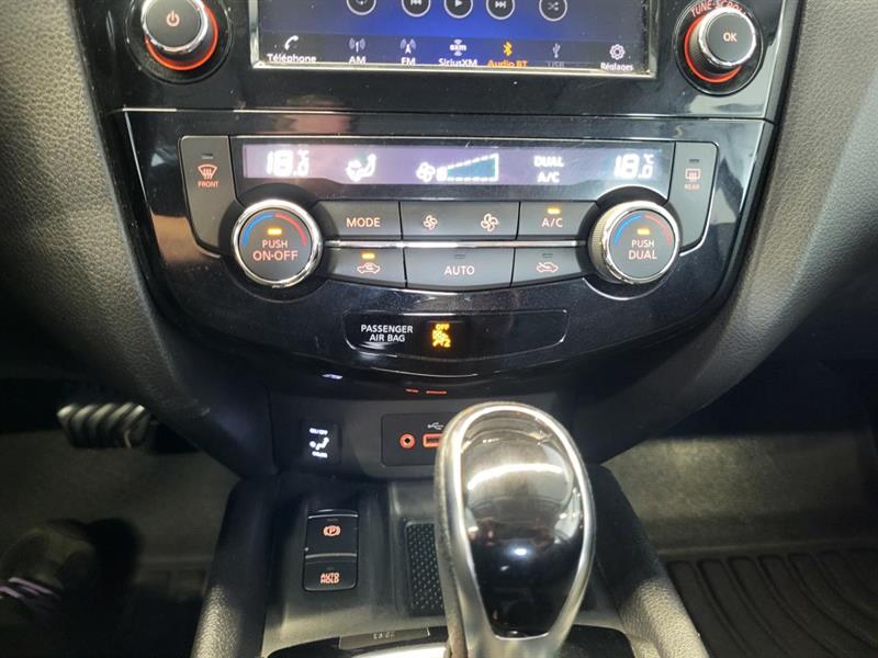 nissan Qashqai 2021 - 23