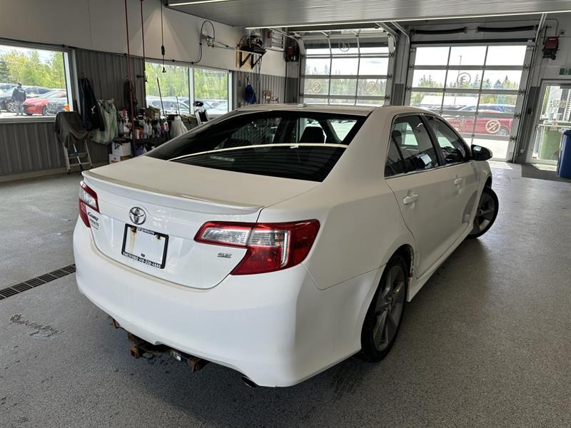 toyota Camry 2012 - 5