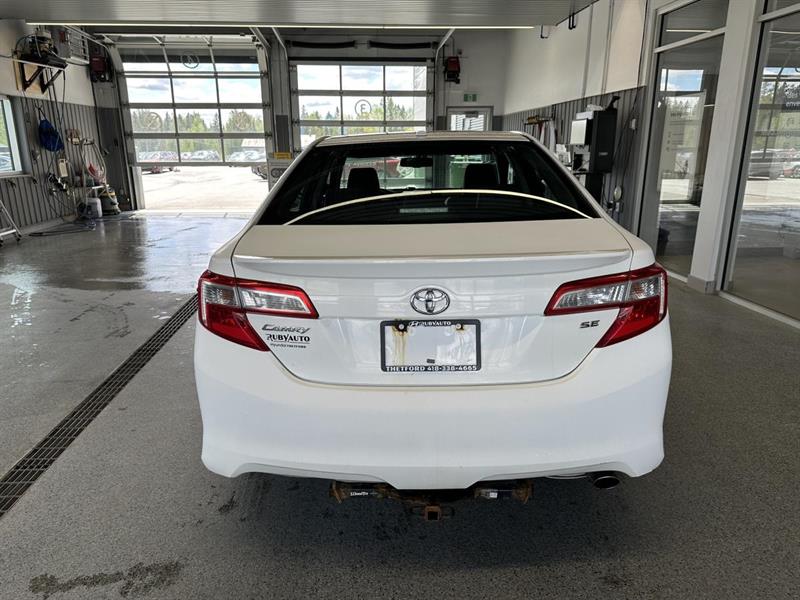 toyota Camry 2012 - 6
