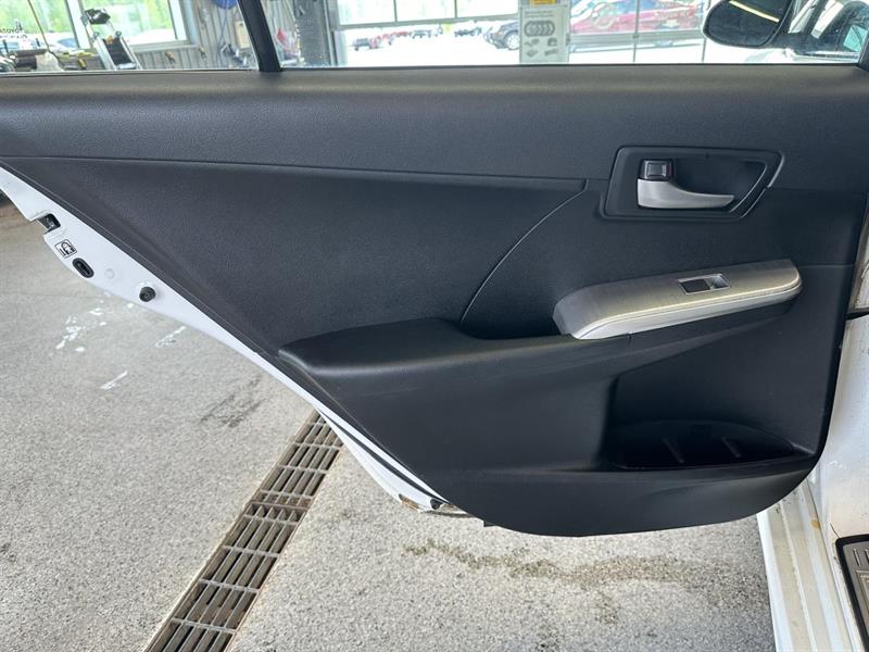 toyota Camry 2012 - 16