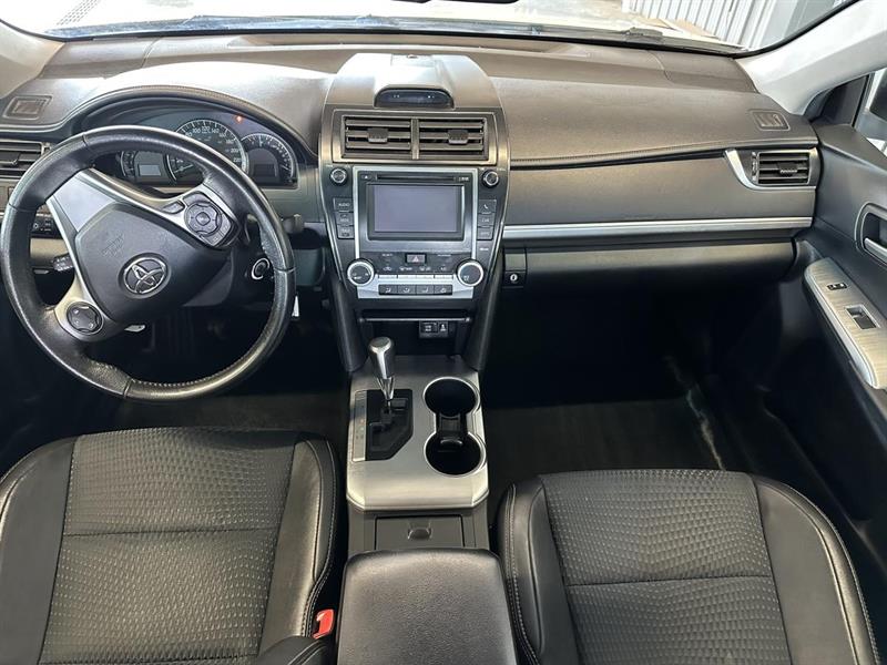 toyota Camry 2012 - 18