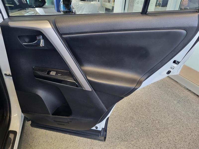 toyota RAV4 2018 - 15