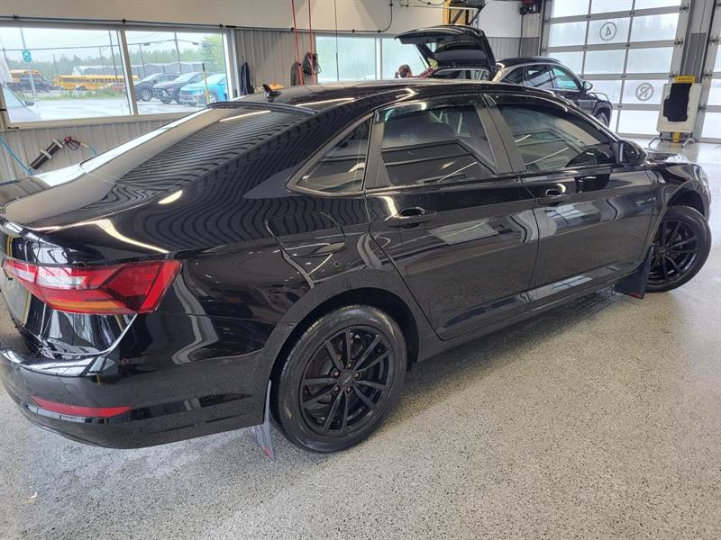 volkswagen Jetta 2019 - 4