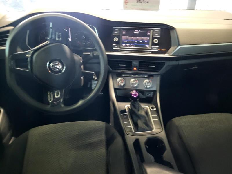 volkswagen Jetta 2019 - 19