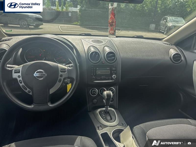 nissan Rogue 2011 - 12