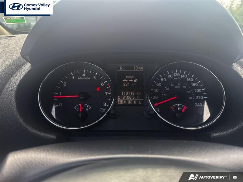nissan Rogue 2011 - 17