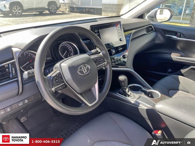 toyota Camry 2022 - 13