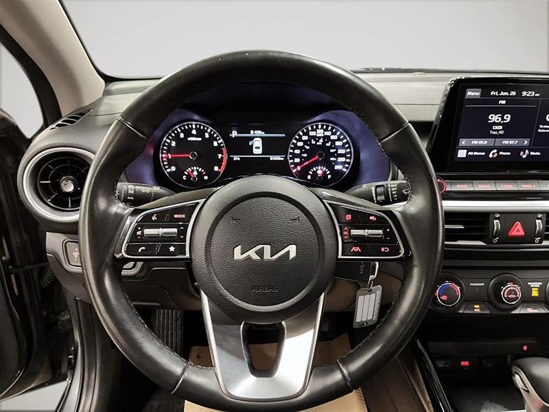 kia Forte 2023 - 12