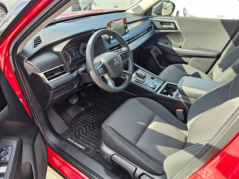 mitsubishi Outlander 2022 - 10