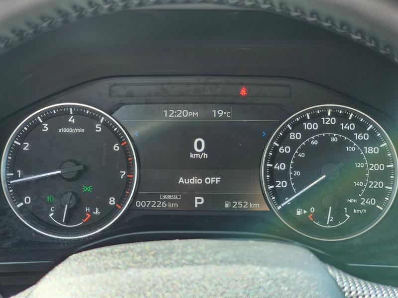 mitsubishi Outlander 2022 - 12