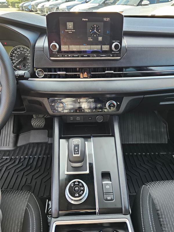 mitsubishi Outlander 2022 - 13