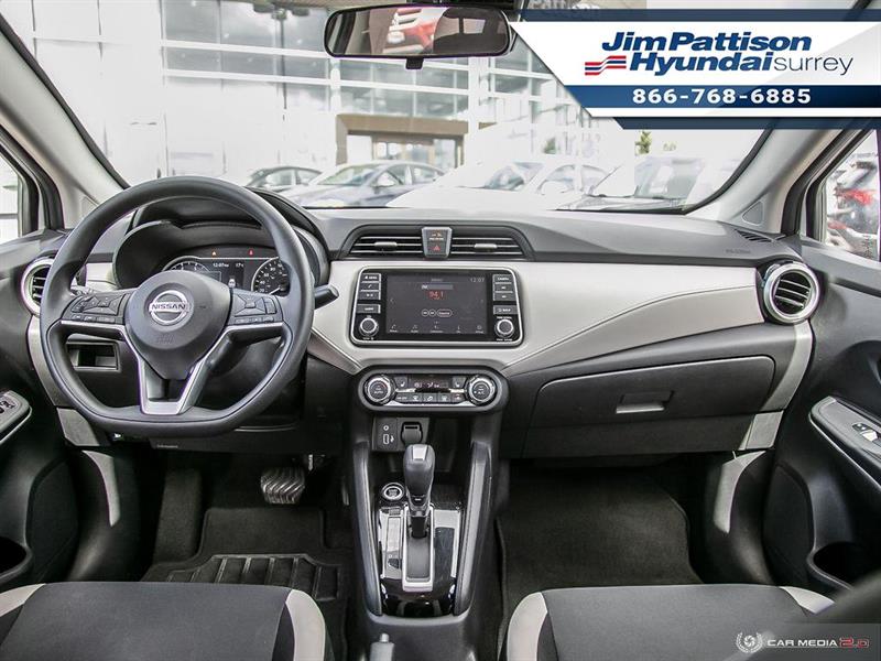 nissan Versa 2021 - 25