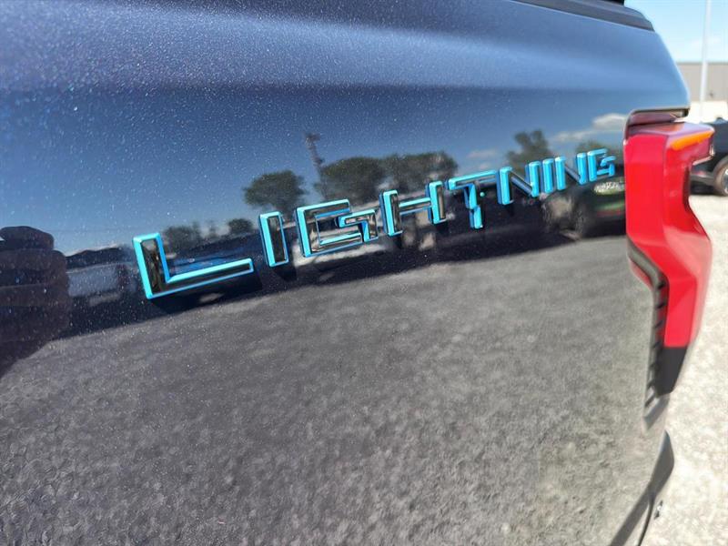 ford F-150 Lightning 2023 - 10