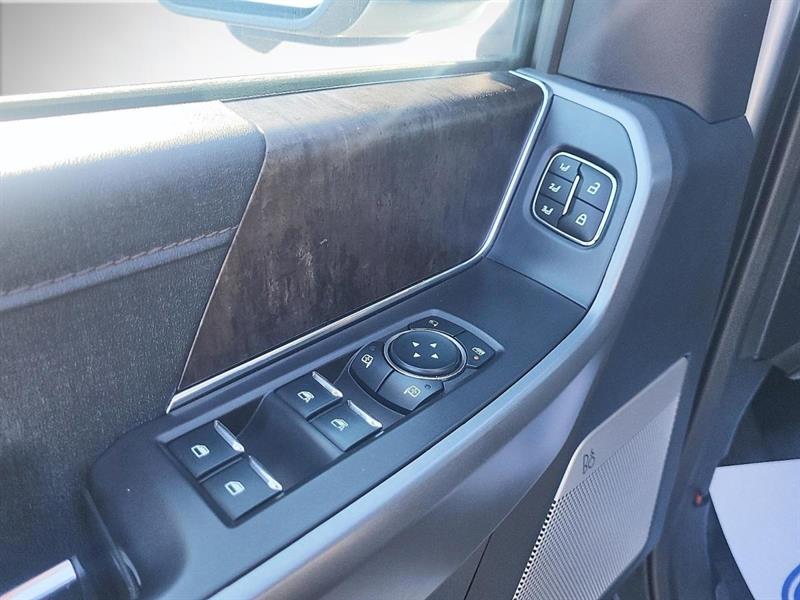 ford F-150 Lightning 2023 - 12