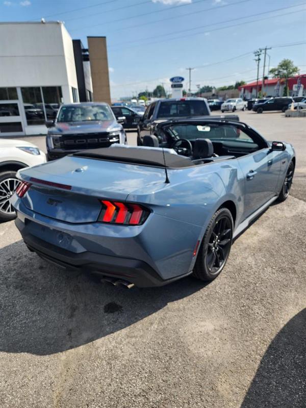 ford Mustang 2026 - 3