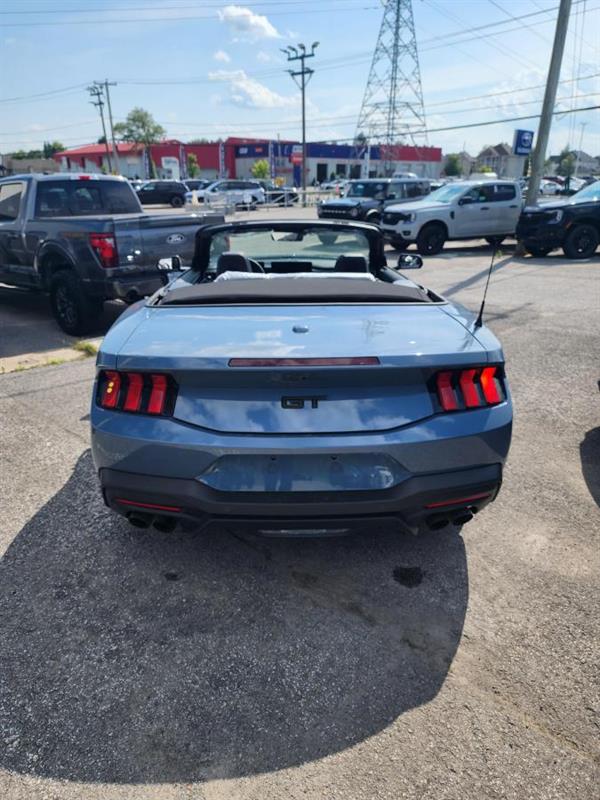 ford Mustang 2026 - 4