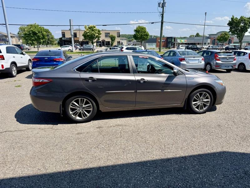 toyota Camry Hybrid 2016 - 4
