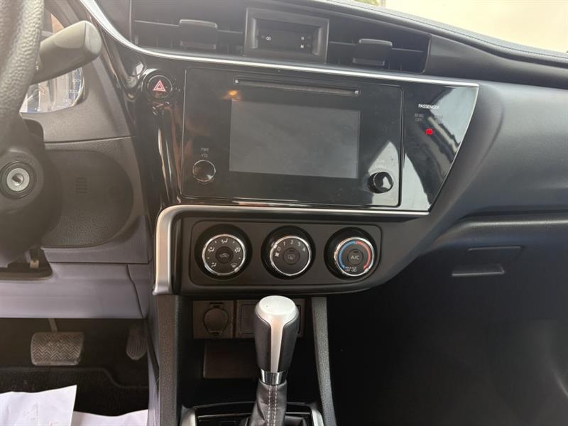 toyota Corolla 2017 - 9