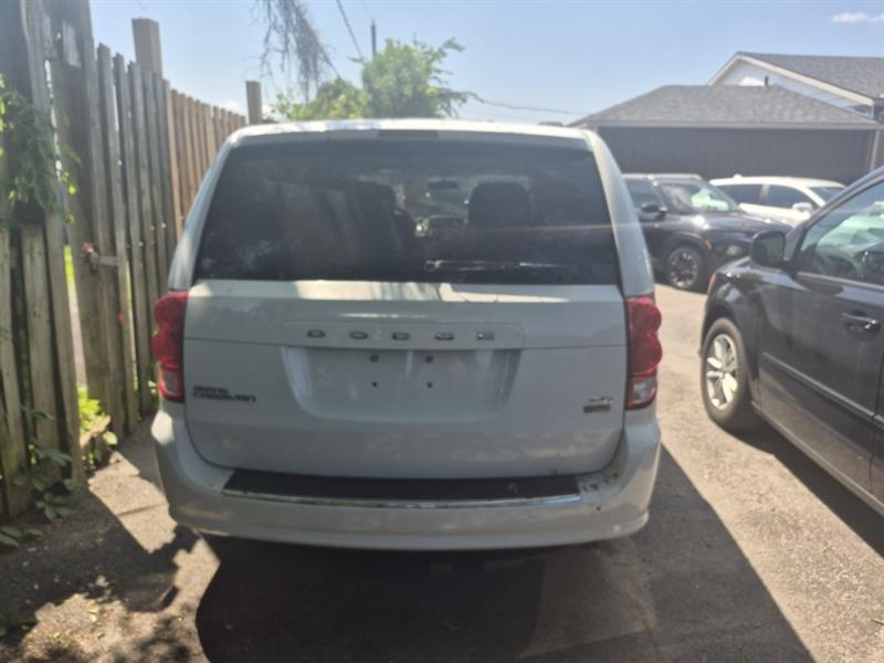 dodge Grand Caravan 2016 - 10