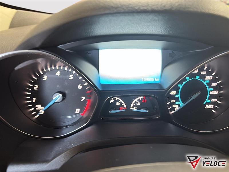 ford Escape 2015 - 12