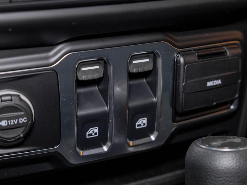 jeep Wrangler 2021 - 23