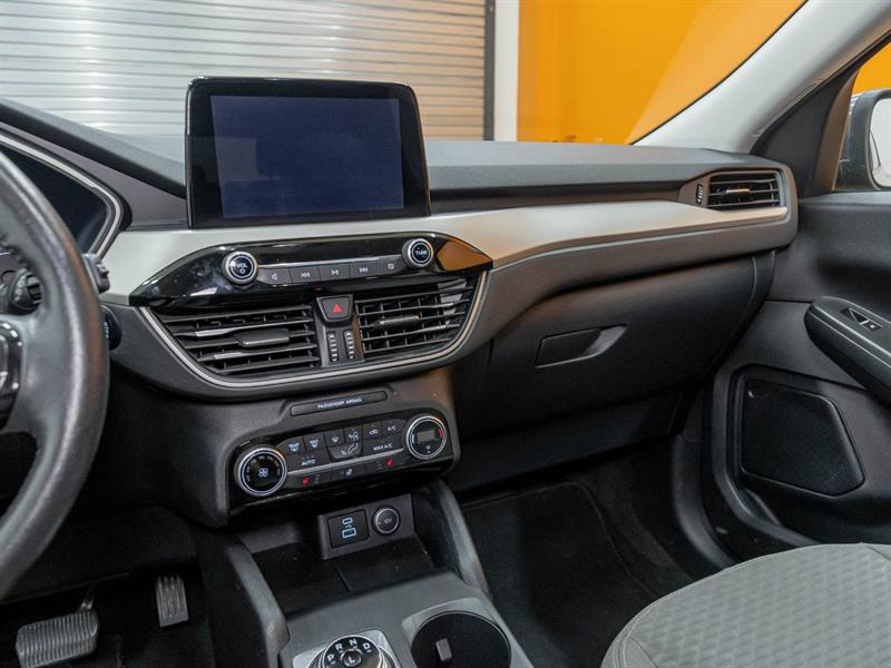 ford Escape 2021 - 20