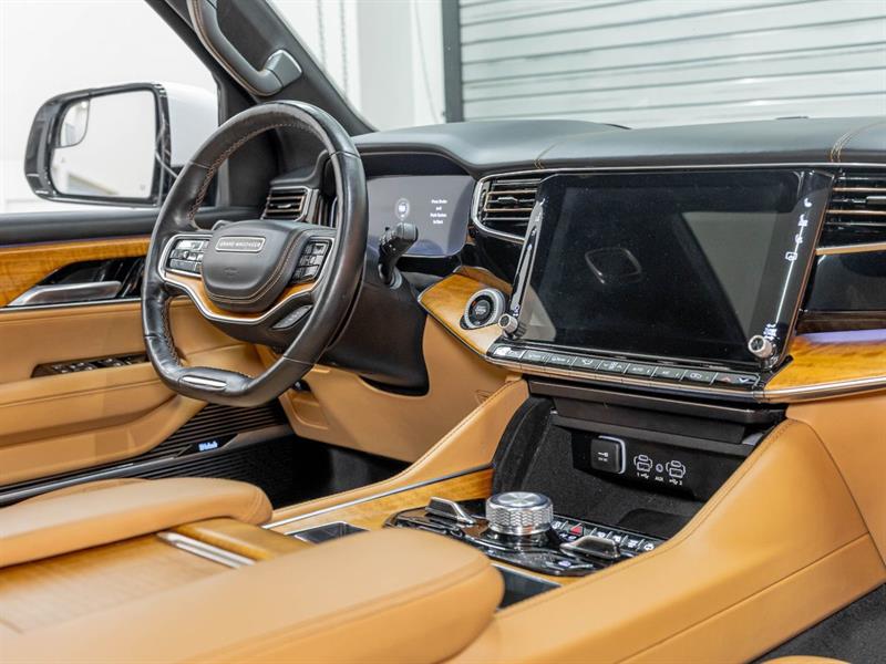 jeep Grand Wagoneer 2022 - 30